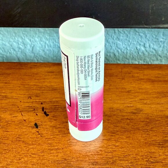 NEW Sunkissed Berry Tinted SPF 35 Lip Balm Bath and Body Works - Picture 2 of 3